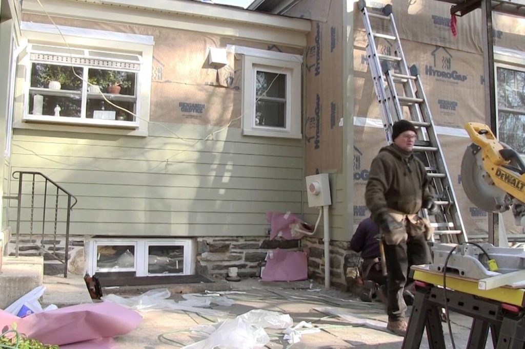 James Hardie Siding and LandMark Pro Shingles on a Bryn Mawr house